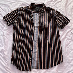 Striped Short Sleeve Button Up (mens medium)
